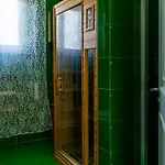 Daire Lush Escape - Hottube And Sauna