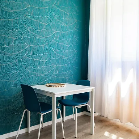 Lush Escape - Hottube And Sauna Apartman *