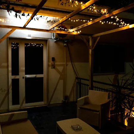 Apartman Lush Escape - Hottube And Sauna