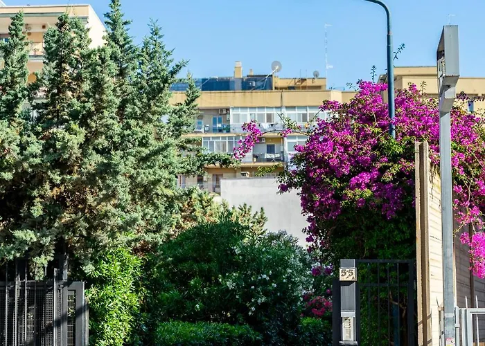 Lush Escape - Hottube And Sauna Apartment Bari