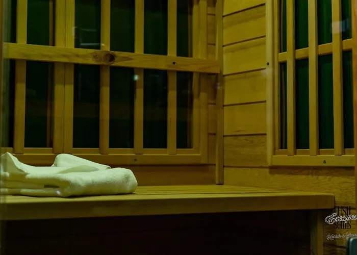 Lush Escape - Hottube And Sauna Bari