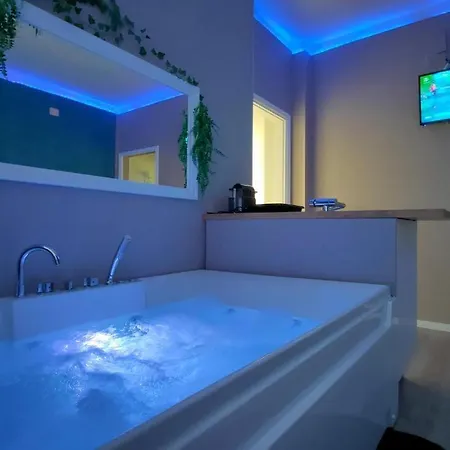 Lush Escape - Hottube And Sauna * Bari