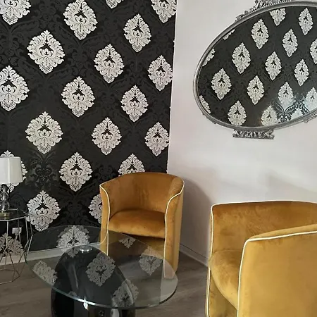Lush Escape - Hottube And Sauna Apartment Bari