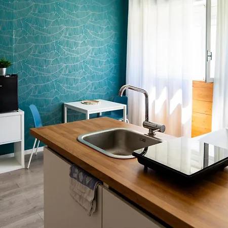 Lush Escape - Hottube And Sauna Apartament Bari