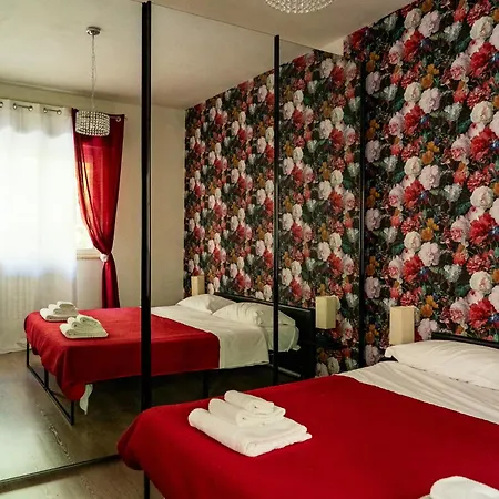 Lush Escape - Hottube And Sauna Apartament Bari