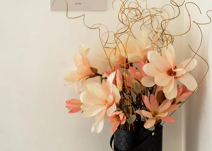 Lush Escape - Hottube And Sauna Lägenhet Bari