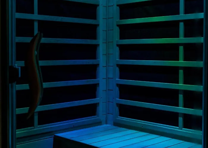 Lush Escape - Hottube And Sauna Bari